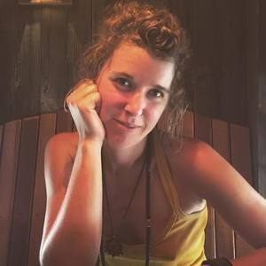 Meet your Posher, Eliza